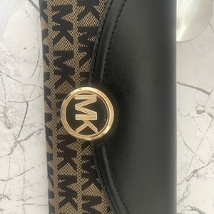 Michael Kors wallet